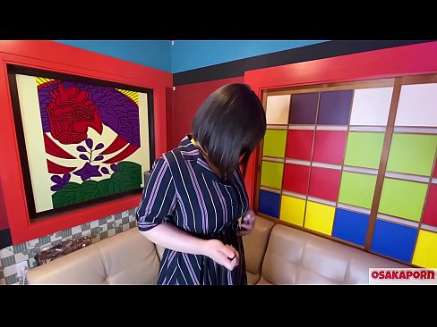 ❤️ Japansk søta med store pupper onanerer med sexleketøy og får orgasme. Hun snakker i et intervju om sin jævla opplevelse. Store pupper og hårete fitte som stønner høyt. Osakaporn Pornovideo hos oss ️❤