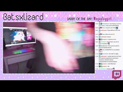❤️ GAMER GLEMTE Å SLÅ AV STRØMEN OG SPRUTTE LIVE PÅ LUFT Pornovideo hos oss ️❤