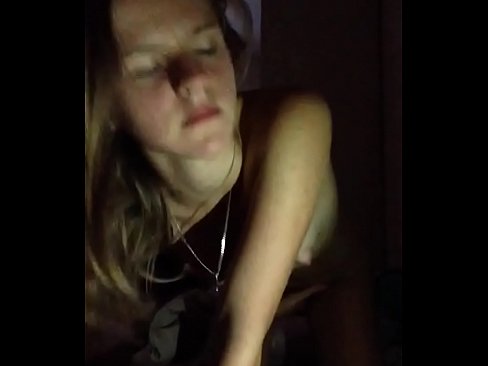 ❤️ En jente onanerer og spermer Pornovideo hos oss ️❤